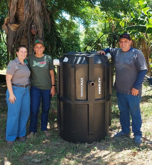 Por meio do projeto Cafeicultura Sustent&aacute;vel, os produtores foram contemplados com um biodigestor, para tratamento de res&iacute;duos na propriedade