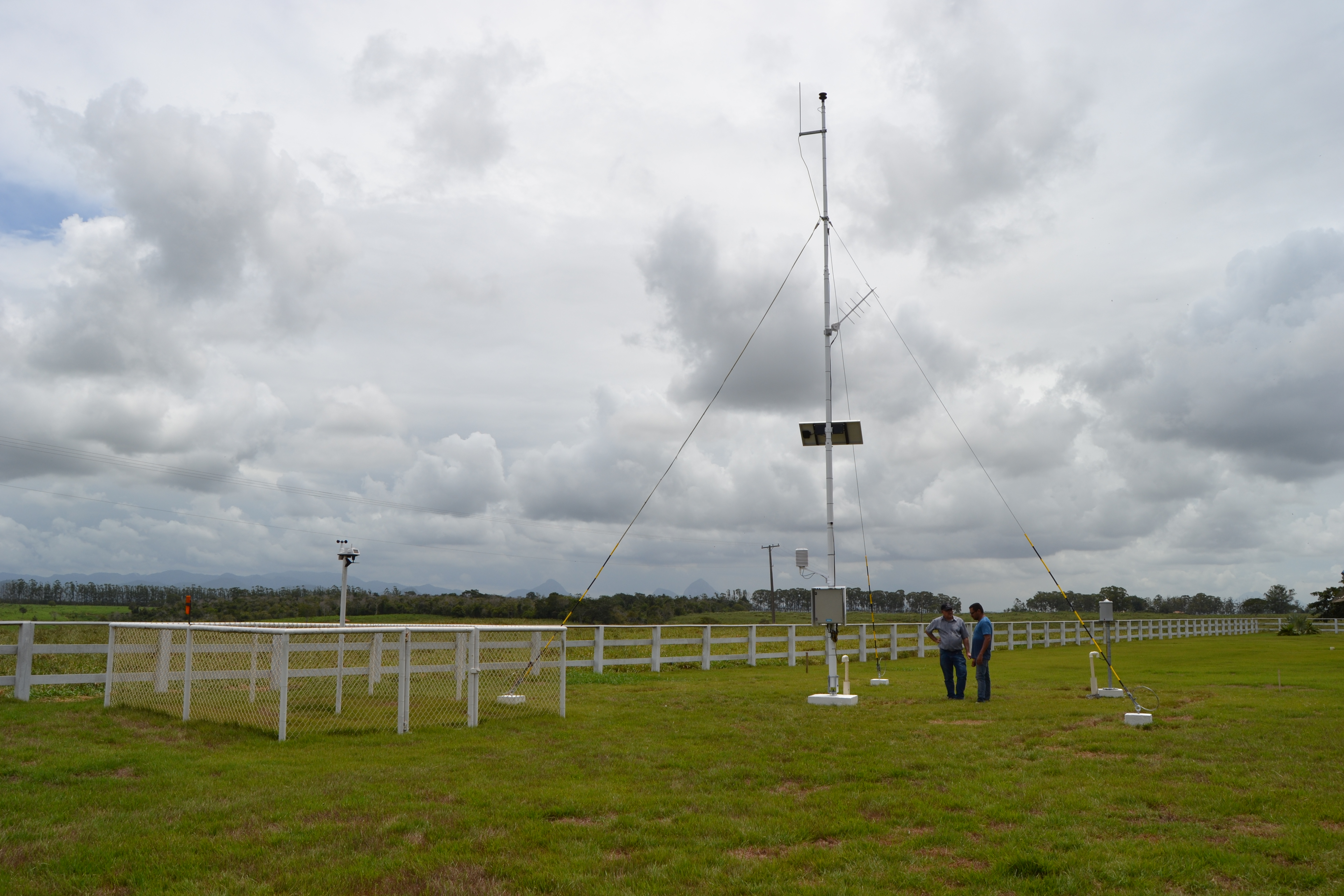 Com os novos equipamentos, a rede monitorada pelo Incaper passa a contar com 25 estações meteorológicas. 