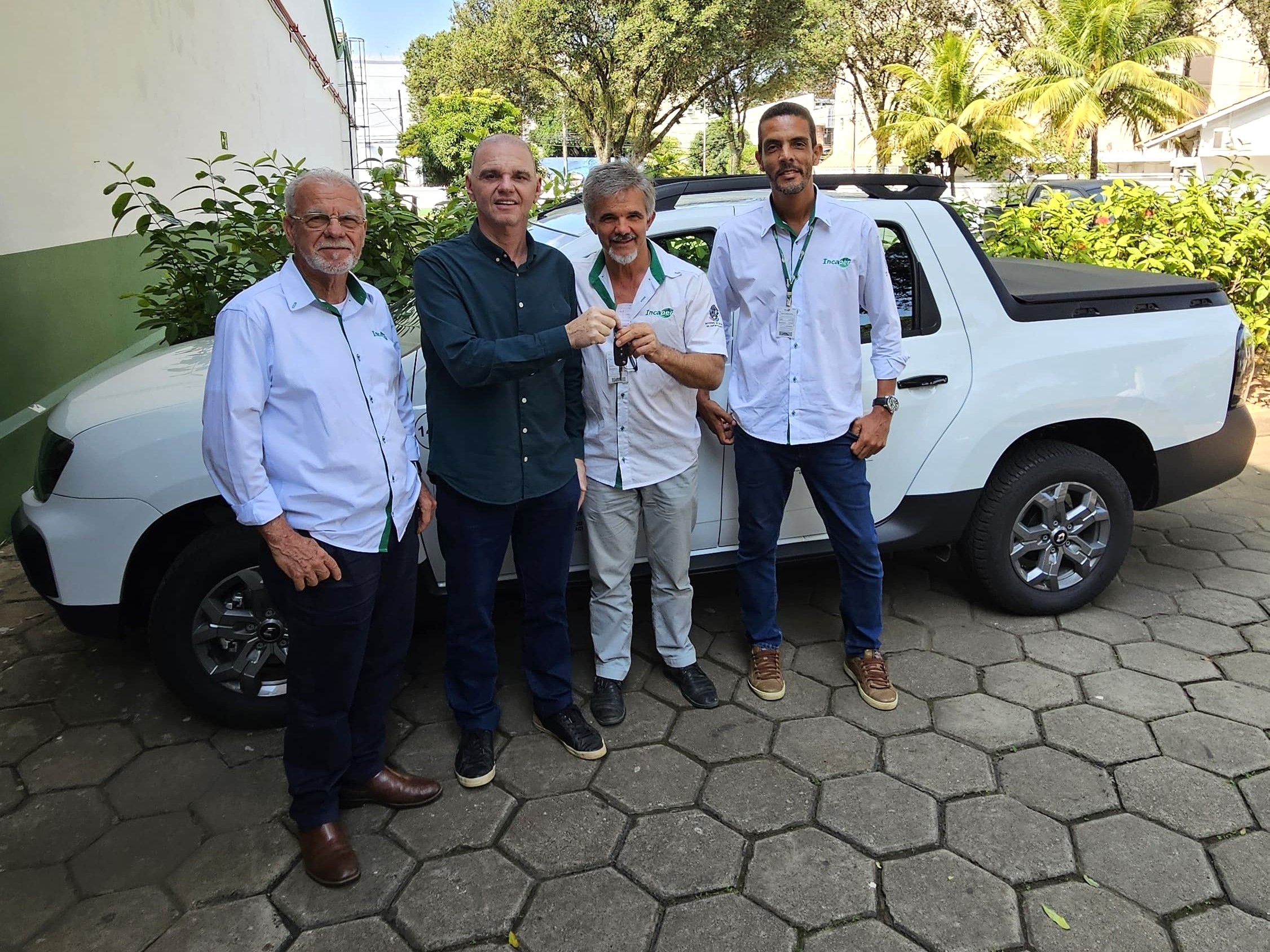 carro_linhares