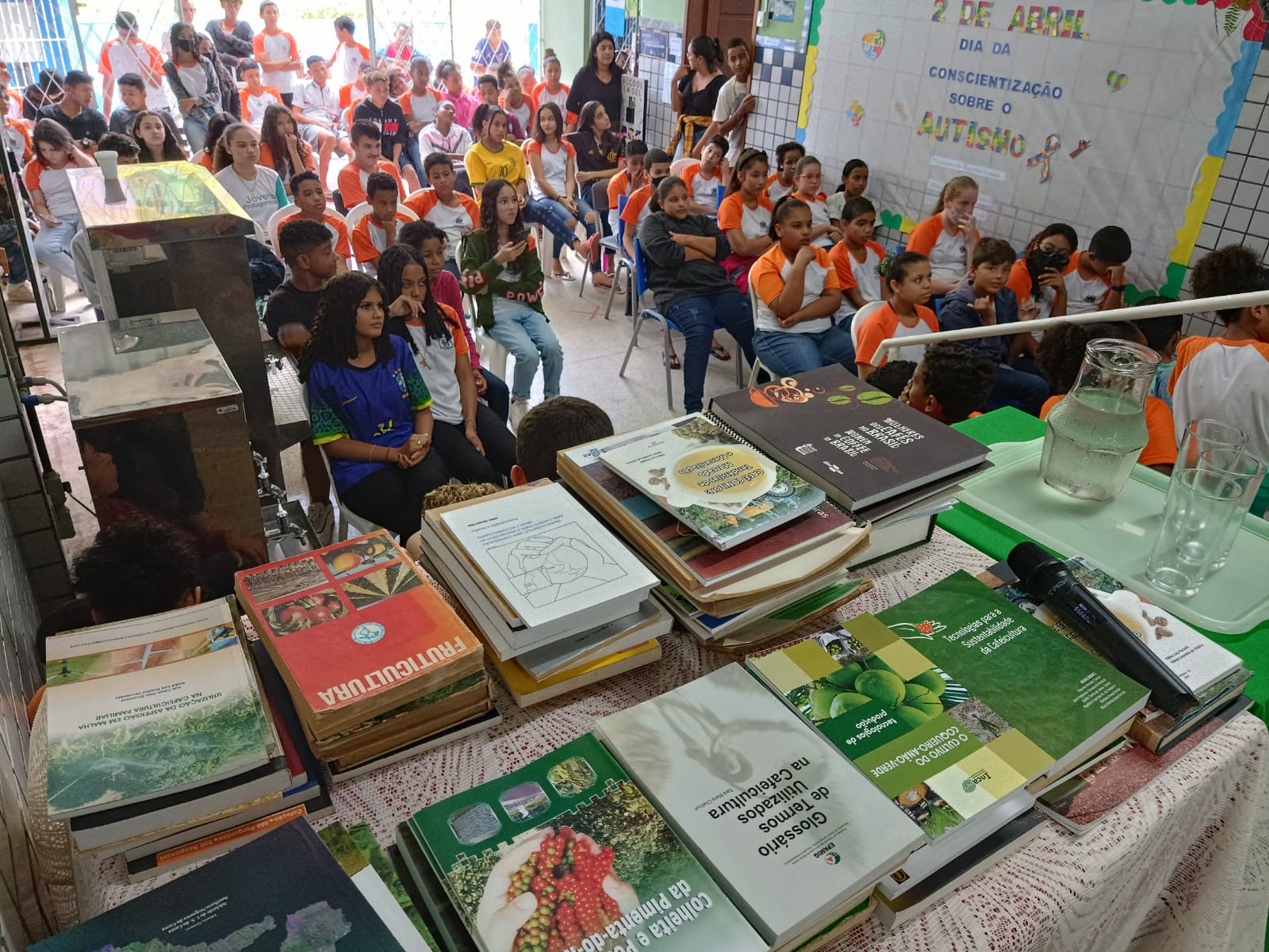 CAPACORRETO|||Fotógrafo:Foto: EEEFM Rio Claro