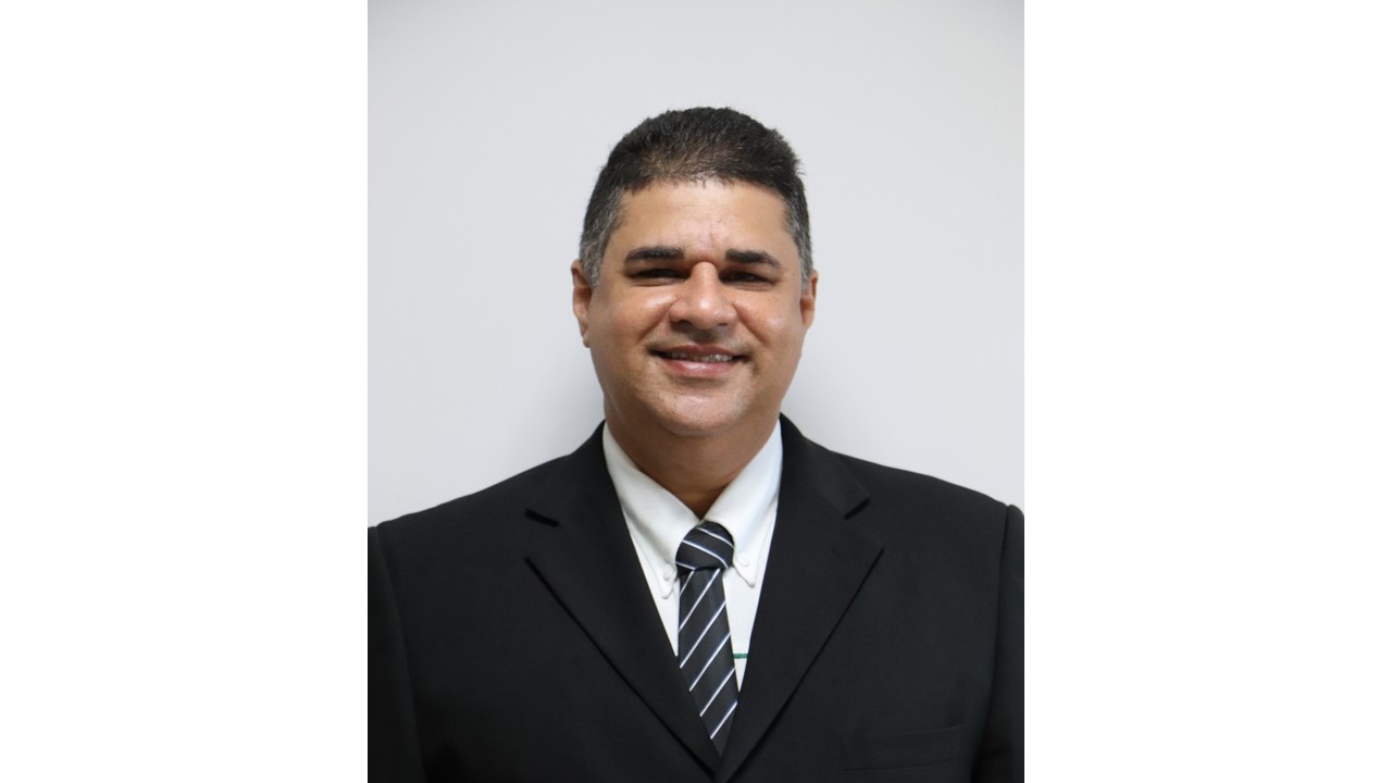 Lázaro Raslan Diretor-Presidente